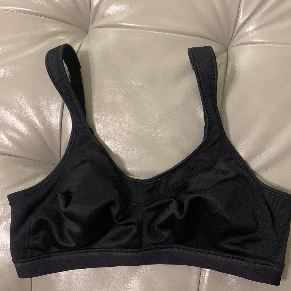 Playtex non padded black bra